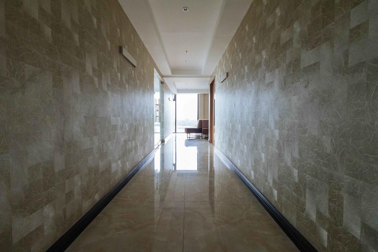Reddoorz Premium @ South Triangle Quezon City Exterior photo