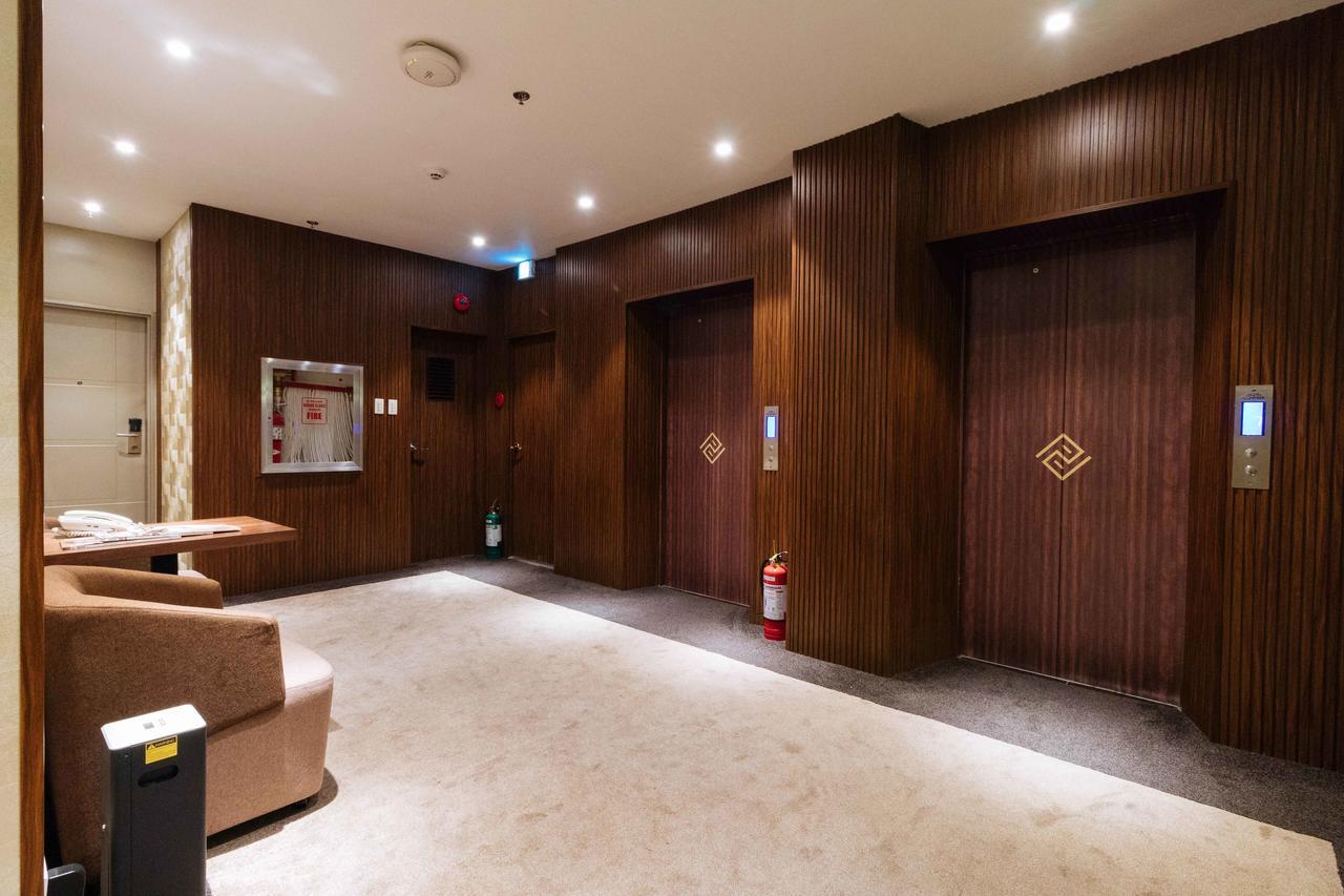 Reddoorz Premium @ South Triangle Quezon City Exterior photo